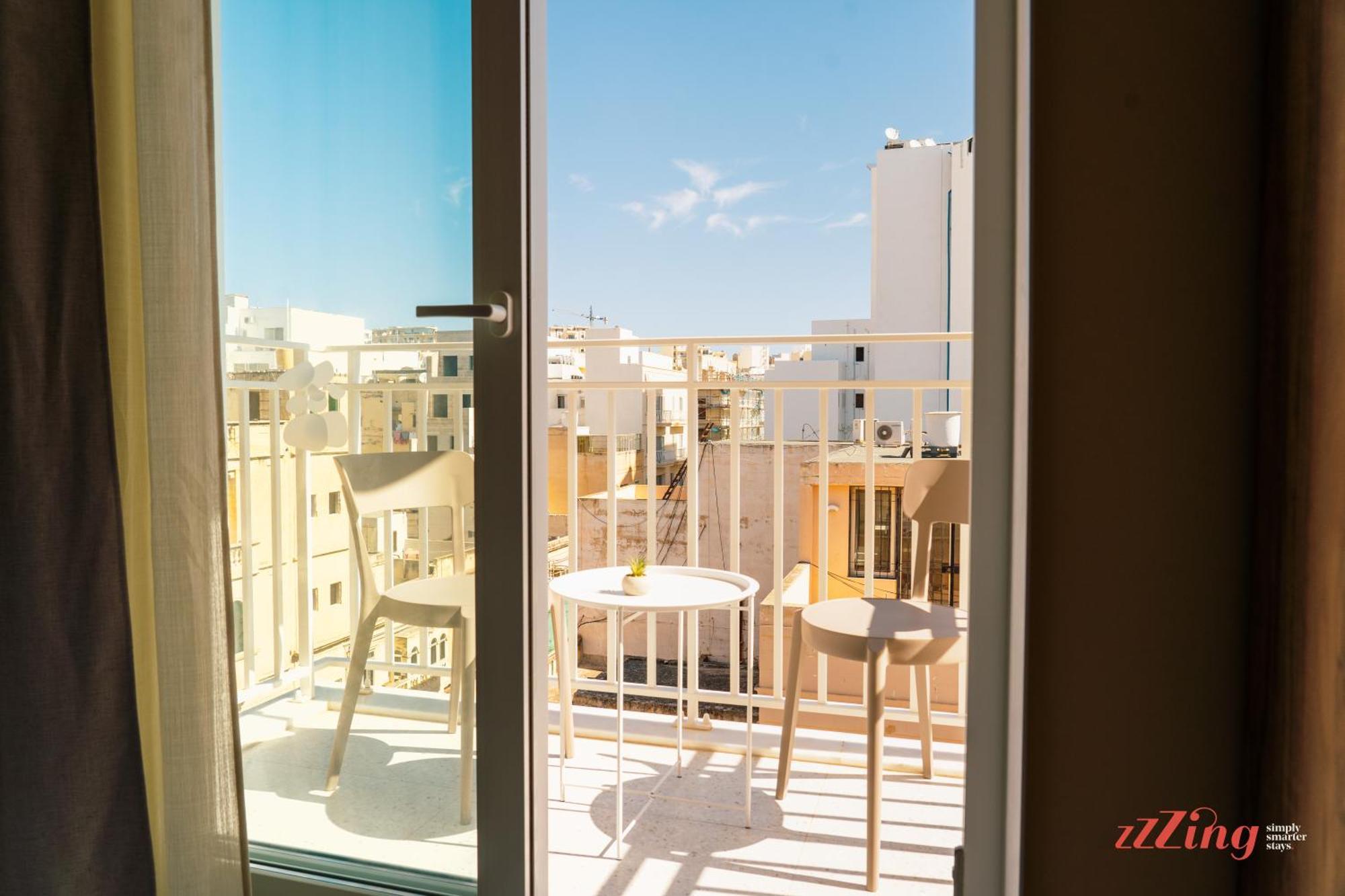 Stuart Rooms By Zzzing Gzira ภายนอก รูปภาพ